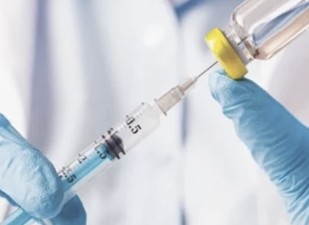 Inmunogenicidad y seguridad de una vacuna COVID-19 